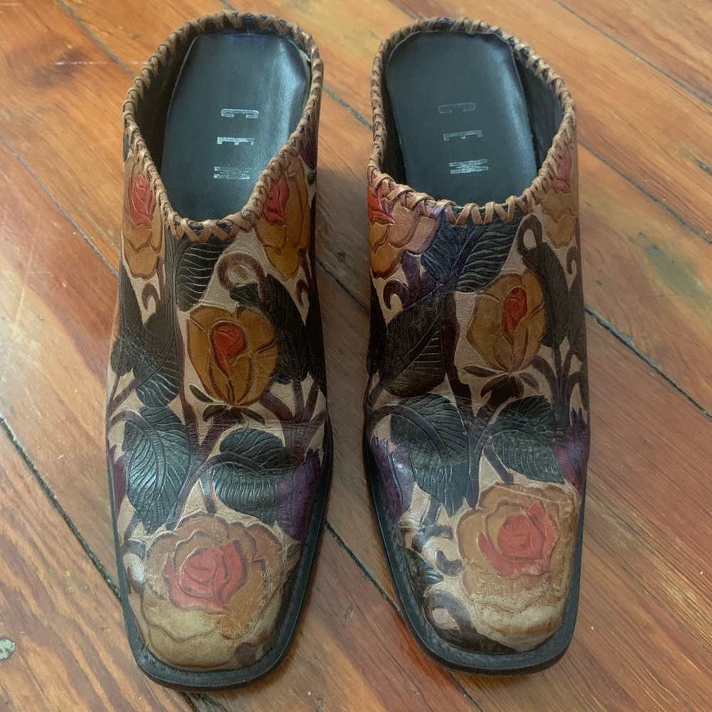 Floral Leather Clog